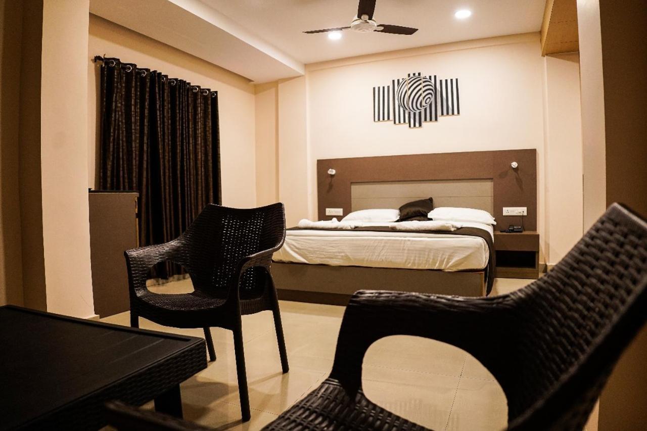 Hotel De L'Amour Port Blair Ngoại thất bức ảnh